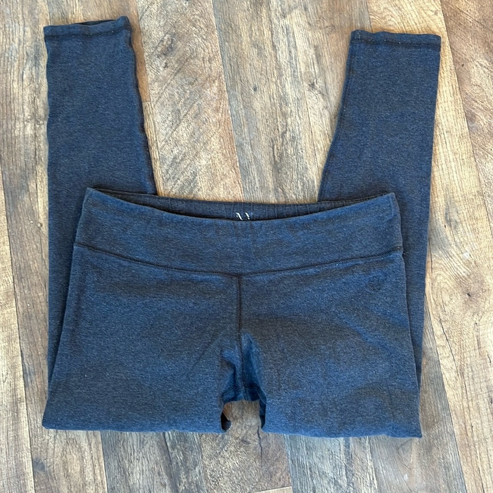4/$20🥳 NY&CO women’s leggings size L